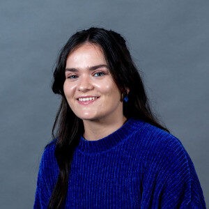 Niamh Davies, Physiotherapist